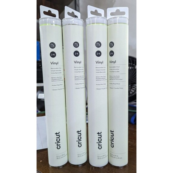 (4 Set) Cricut Removable Vinyl Glow in The Dark 12"X24" Matte 2ft - Picture 1 of 3